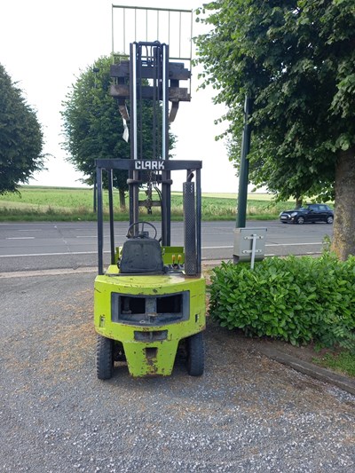 c45f63ef-4448-4cdd-9f8f-92bf4011d7b5