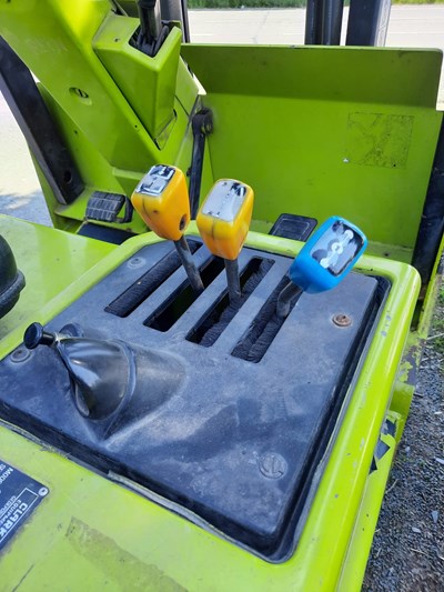 51b8fbe3-1e86-44e6-b84f-54aef75cf3c1