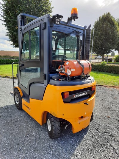 c994dbc9-c5c5-4781-b62a-7f48ed4ec750